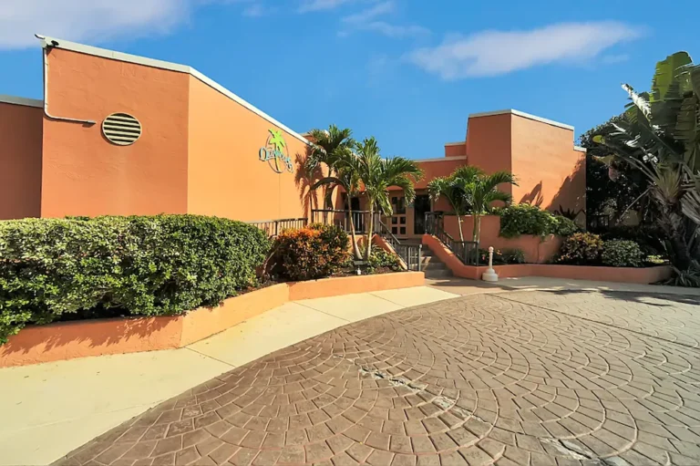 Oceanique Resort 768x511