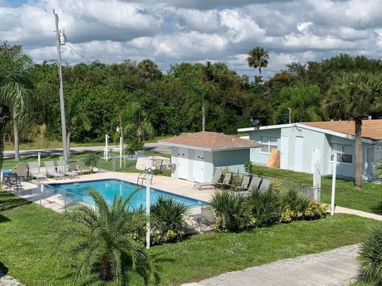 Sebastian Garden Inn 768x576