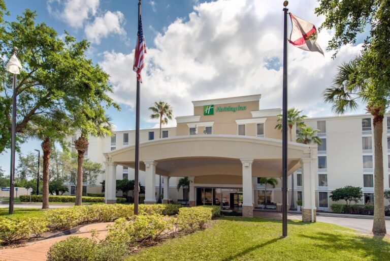 holiday inn viera conference center 768x513